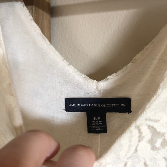 AE lace v-neck top - Picture 3 of 4